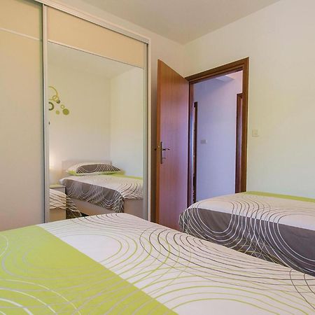 Amazing Apartment In Labin With House Sea View Exteriör bild