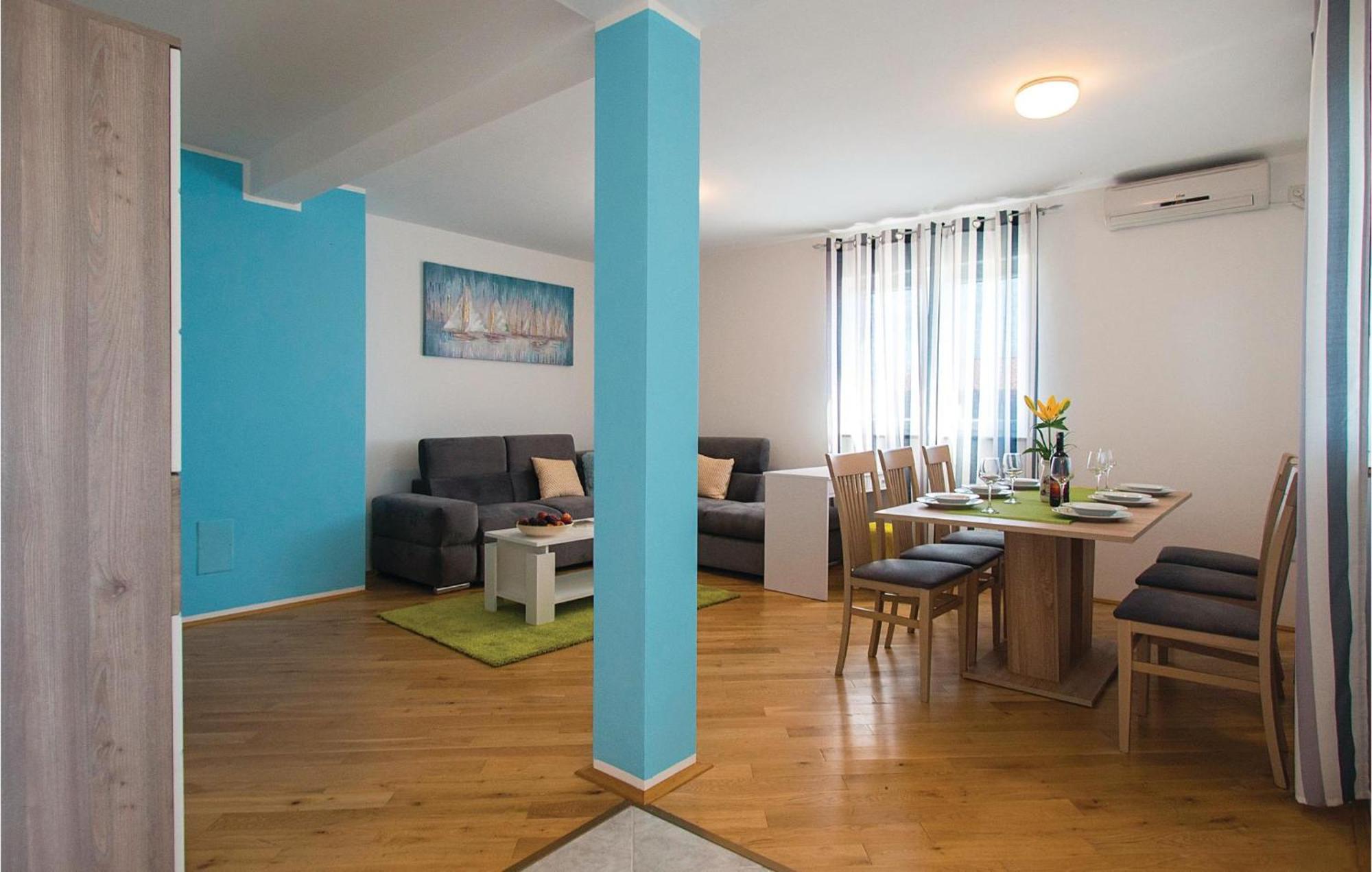 Amazing Apartment In Labin With House Sea View Exteriör bild