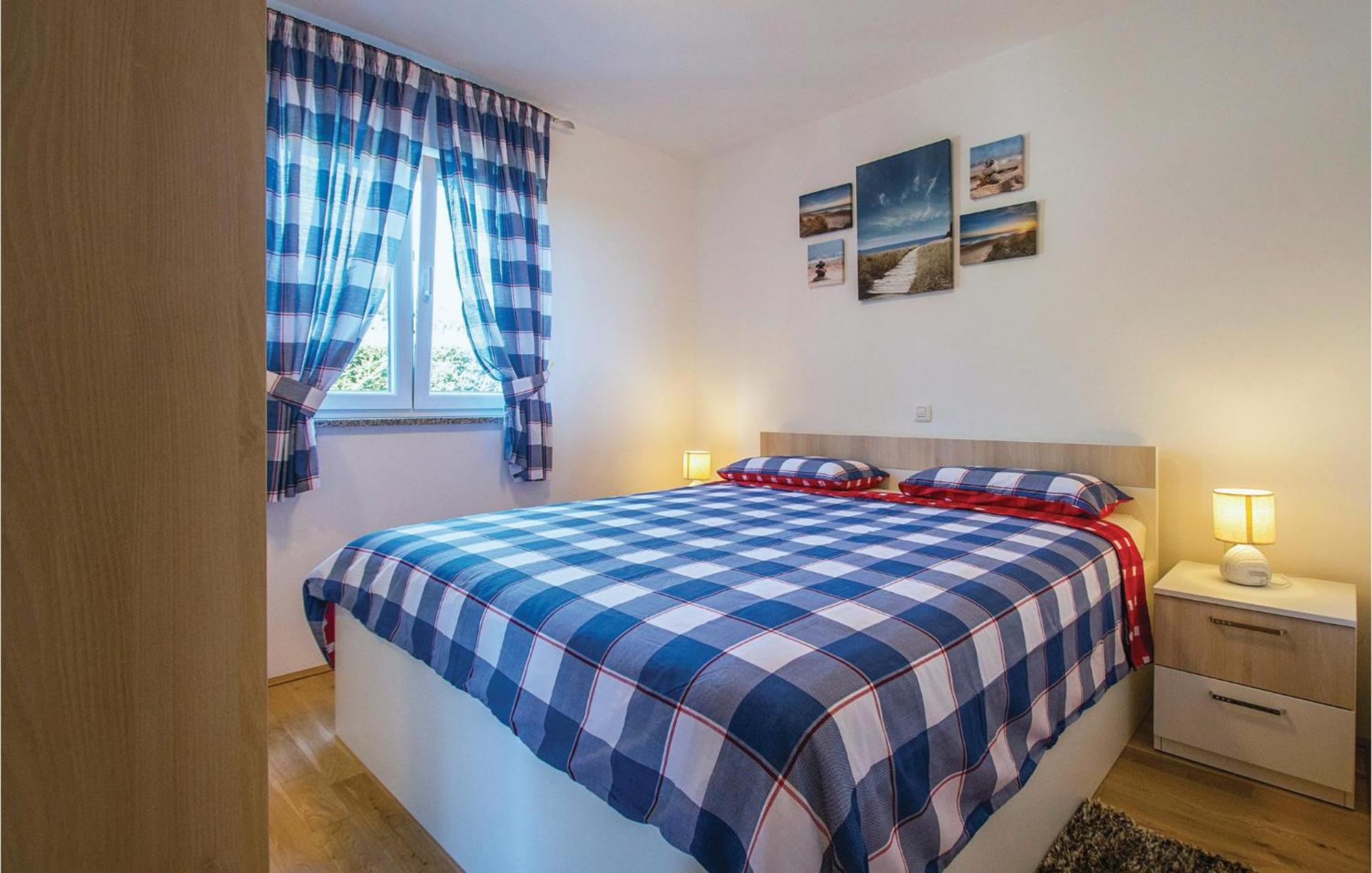 Amazing Apartment In Labin With House Sea View Exteriör bild
